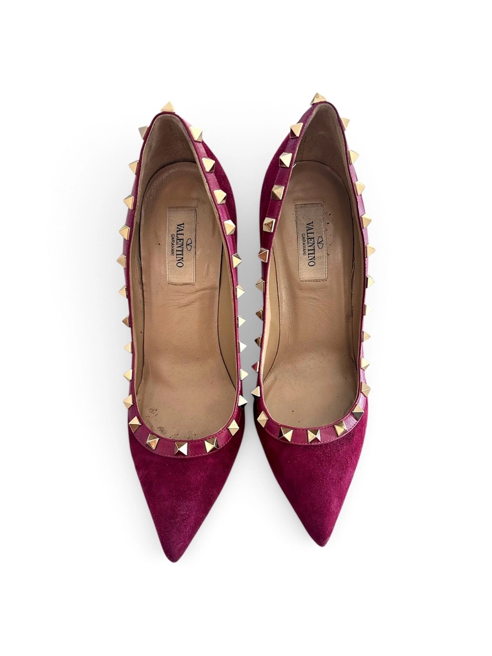 Valentino Garavani Rockstud Pointed Pumps in Magenta Suede with Gold Studs